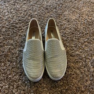Bling slip on